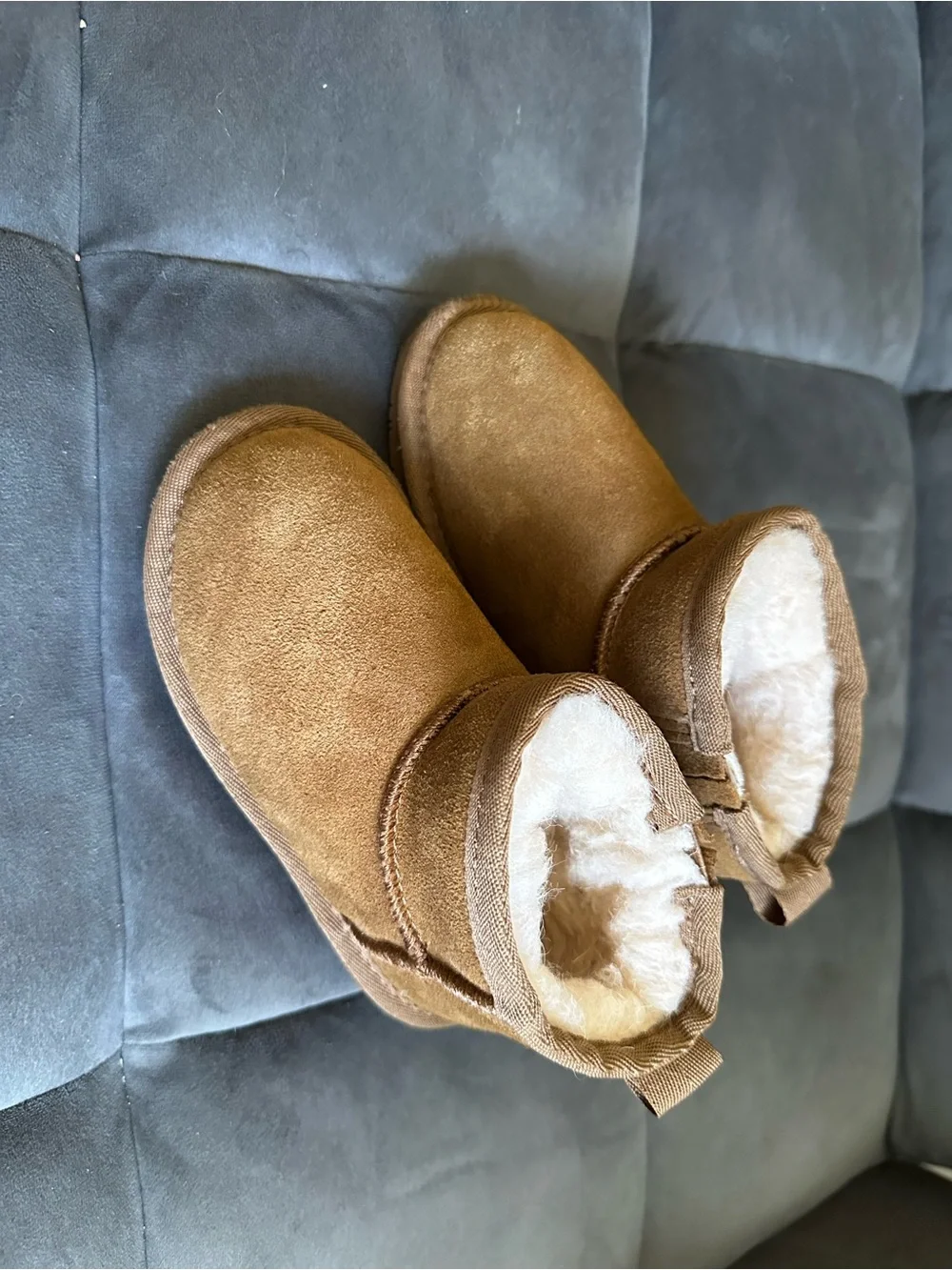 BearPaw Suede Sheepskin Short Booties - Chestnut toddler size 9
